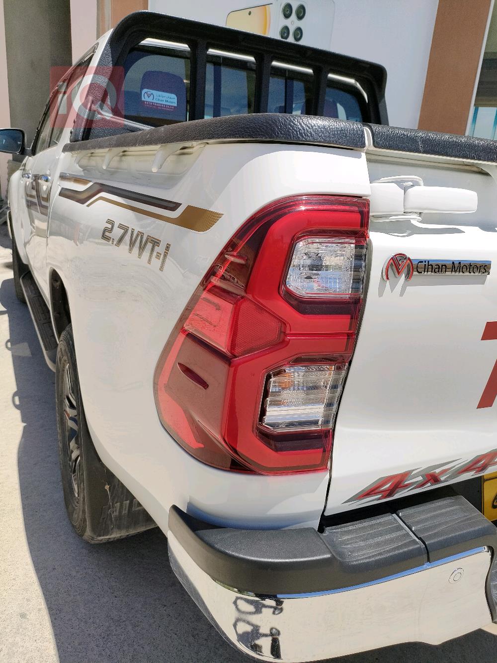 Toyota Hilux